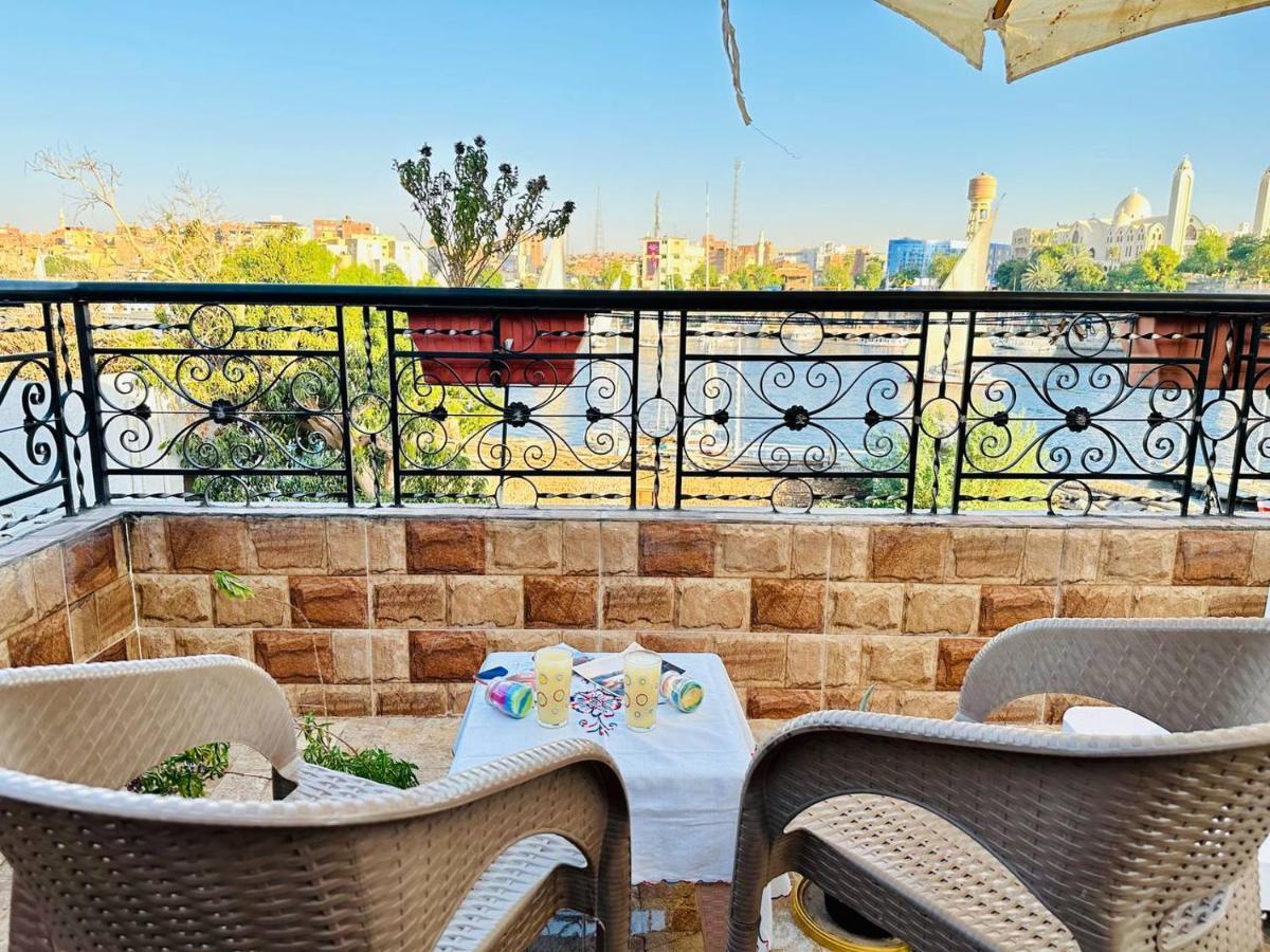 Mastonkel Hotel Асуан Екстериор снимка