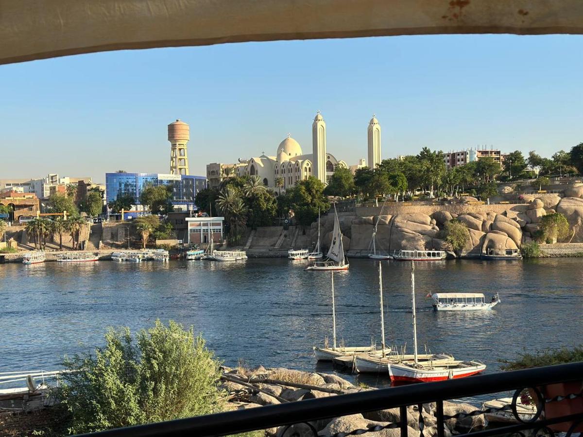 Mastonkel Hotel Асуан Екстериор снимка