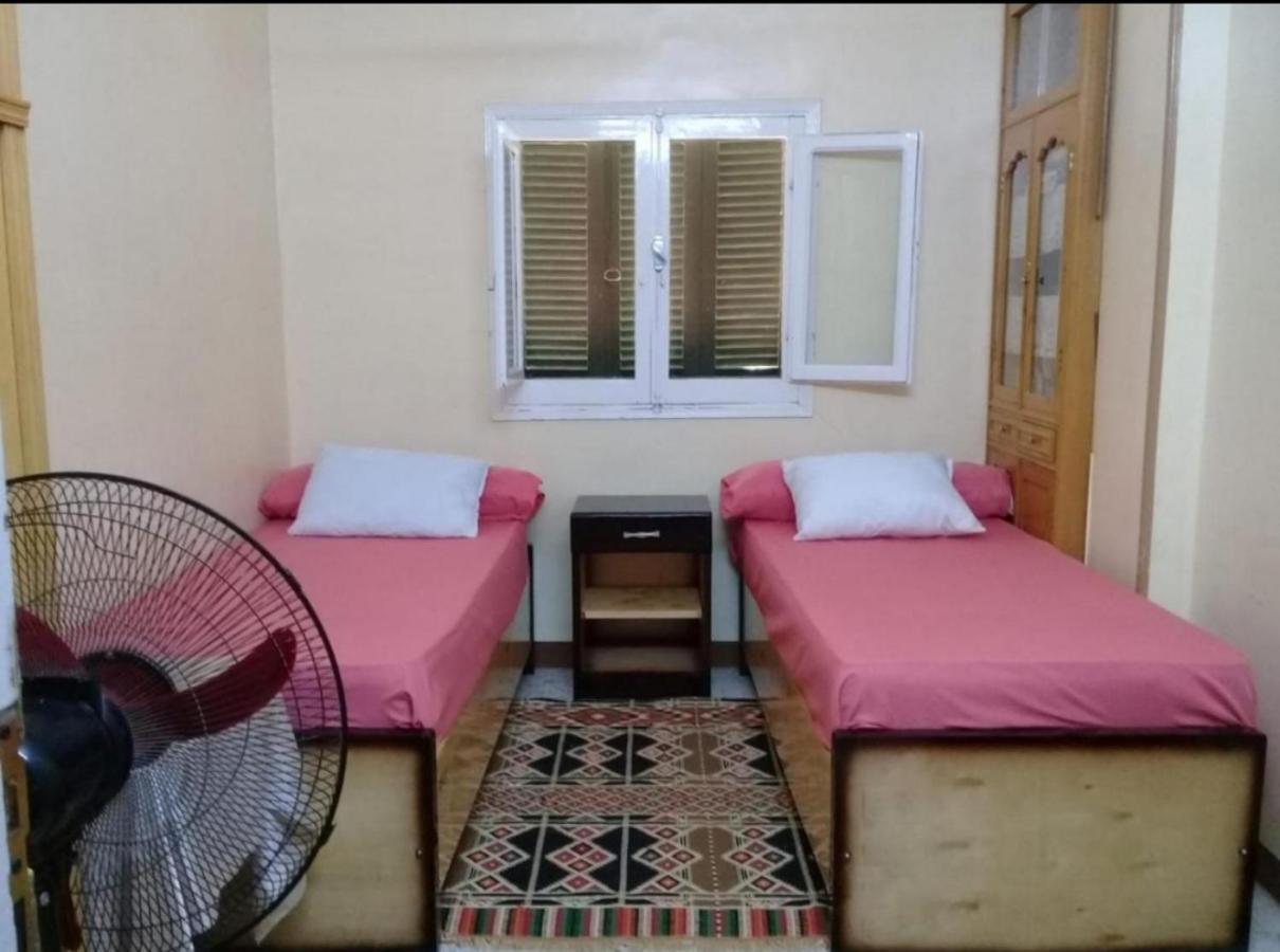 Mastonkel Hotel Асуан Екстериор снимка
