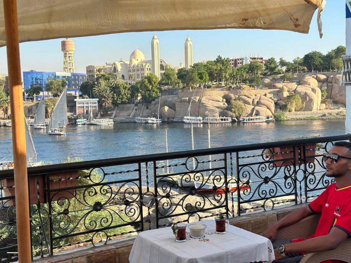 Mastonkel Hotel Асуан Екстериор снимка